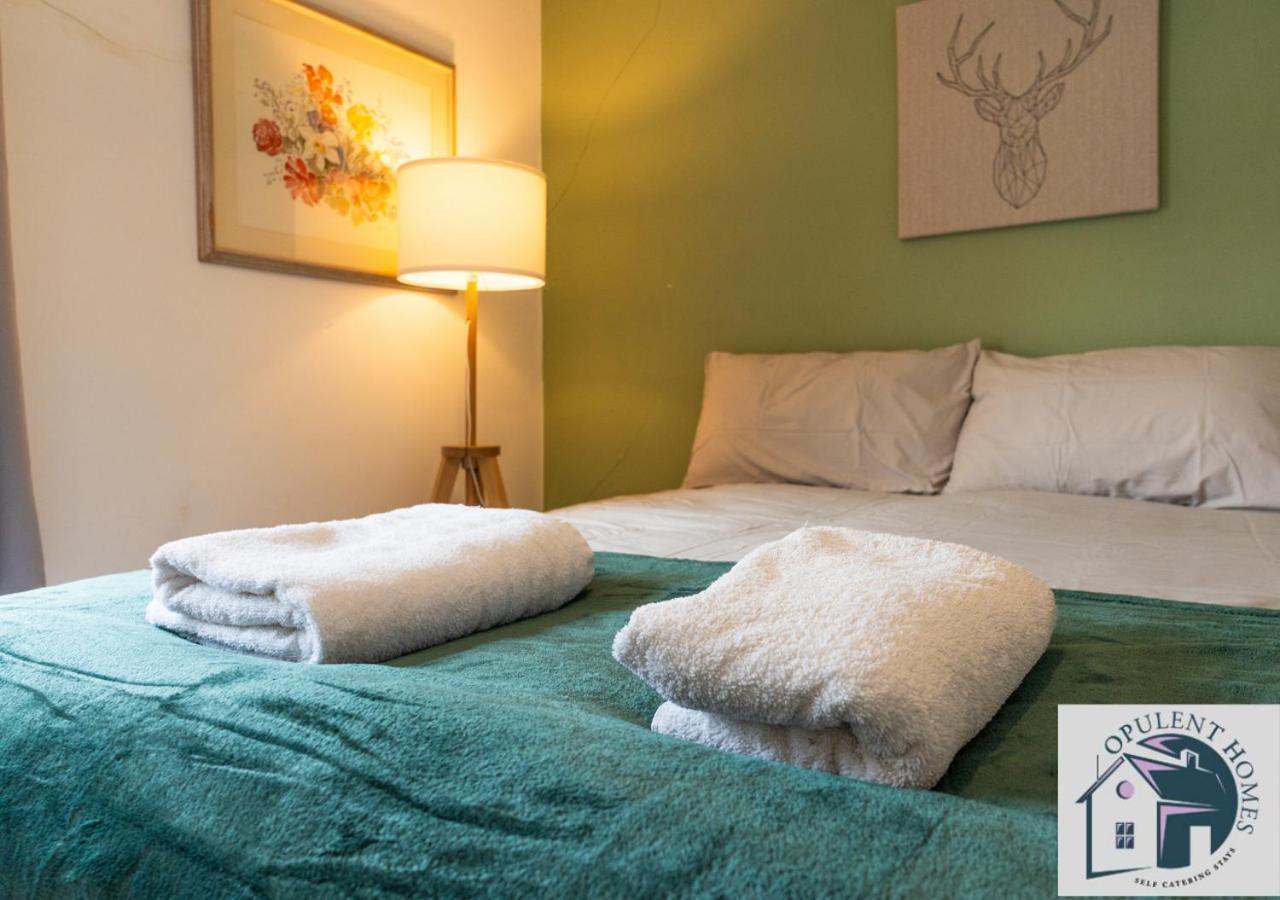 Contractors Pad - 4 Bed Town House - Cent Reading - Free Parking Villa Kültér fotó