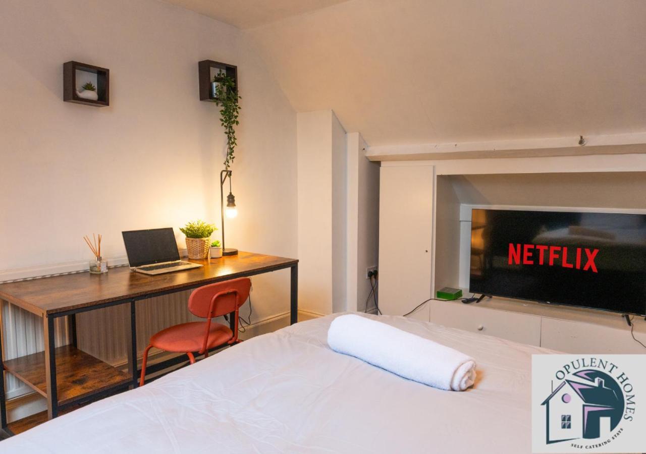 Contractors Pad - 4 Bed Town House - Cent Reading - Free Parking Villa Kültér fotó